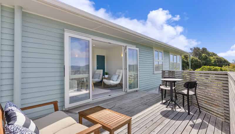 3 Voltaire Street, Karori