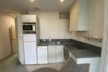 11E/126 The Terrace , Te Aro