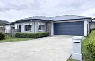 4 Rimutaka Street, Trentham