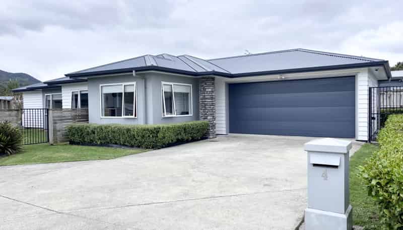 4 Rimutaka Street, Trentham