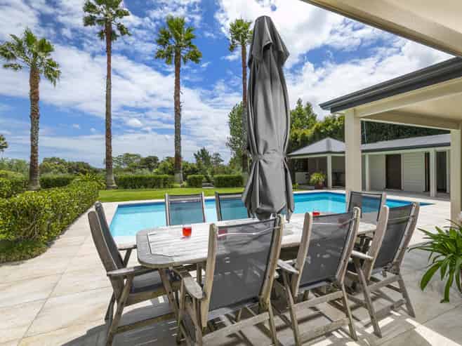 174 Upper Harbour Drive, Greenhithe