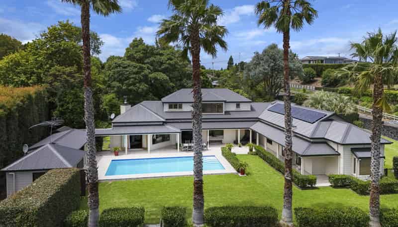 174 Upper Harbour Drive, Greenhithe