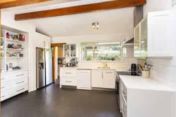 47 Glenharrow Avenue , Avonhead