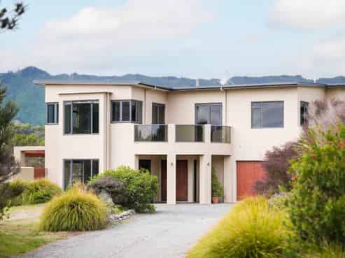 114 Rutherford Drive, Waikanae Beach