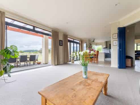 114 Rutherford Drive, Waikanae Beach