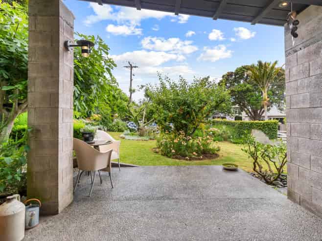 10 Violet Street, Mount Albert