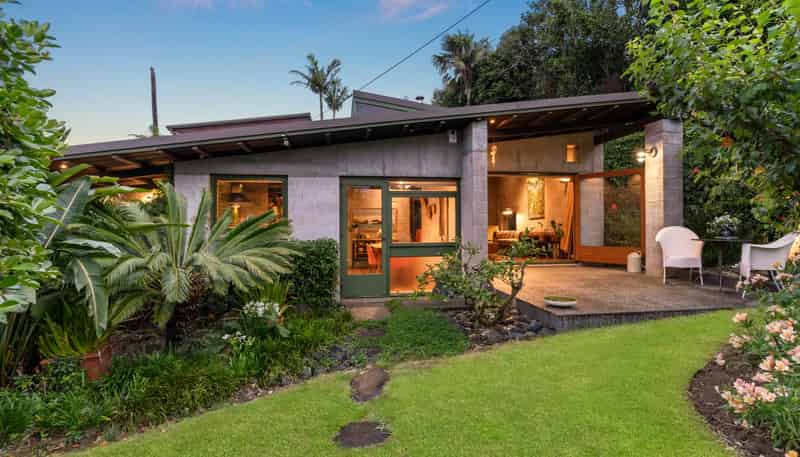 10 Violet Street, Mount Albert