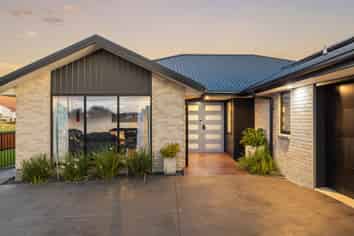 62 The Esplanade, Pegasus