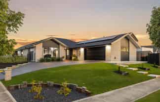 62 The Esplanade, Pegasus