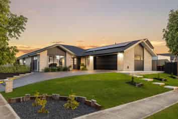 62 The Esplanade, Pegasus