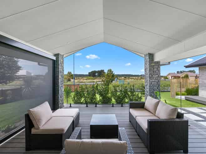 62 The Esplanade, Pegasus