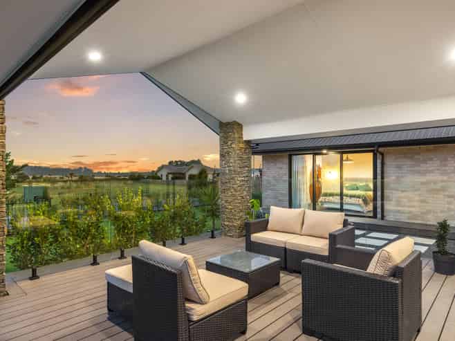 62 The Esplanade, Pegasus