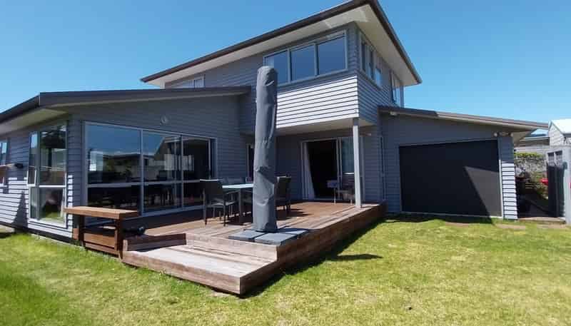 220B Given Avenue, Whangamata