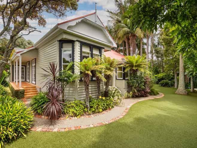 1A Summit Drive, Mount Albert