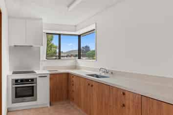 1/267 Sawyers Arms Road, Bishopdale