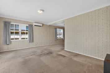 8A Kukupa Grove, Heretaunga