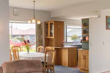 16 Alpine Close, Marchwiel