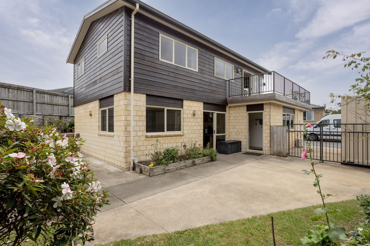 The Setting for Your Family's Best Years, Ohauiti