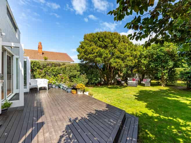 20 Tuatoru Street, Eastbourne