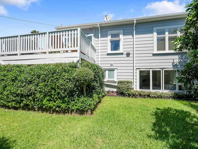 11 Albert Road, Devonport