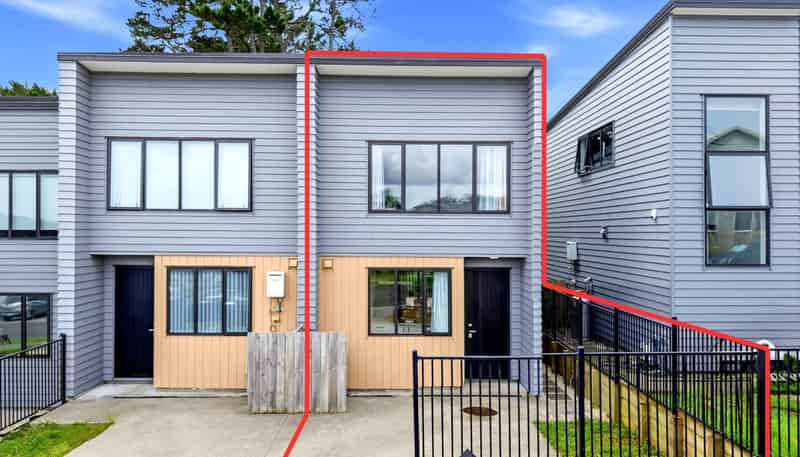 5/3 Kaimai Avenue, Massey