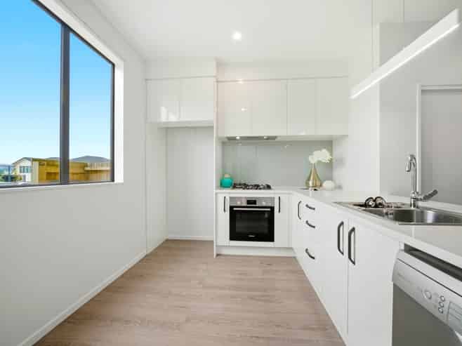 5/3 Kaimai Avenue, Massey