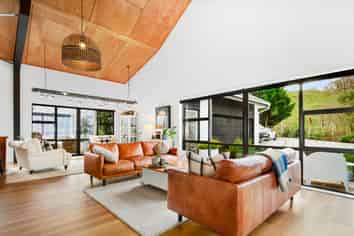 111A Johnsons Road, Whitemans Valley