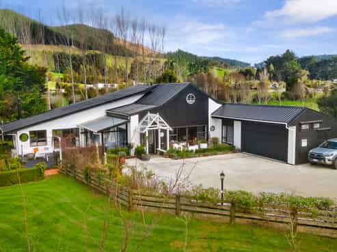 111A Johnsons Road, Whitemans Valley