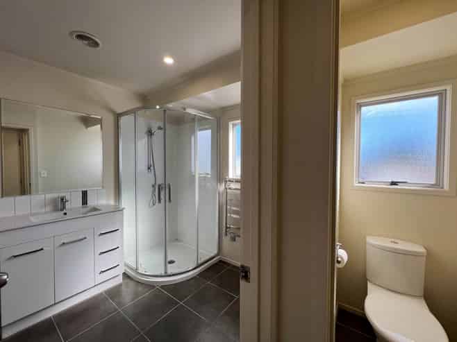 1/12 Benchmark Drive, Massey