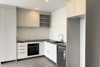 203/4 Rauroa Lane, Hobsonville