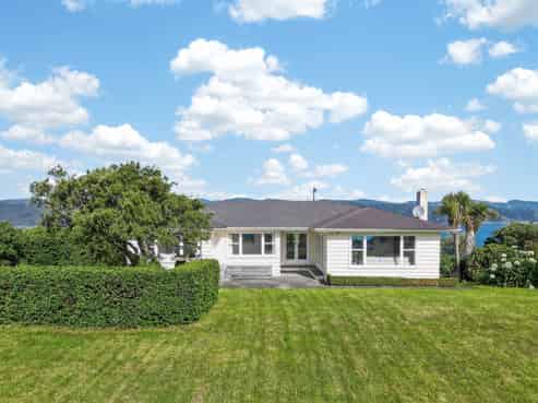 11 Singers Road, Korokoro