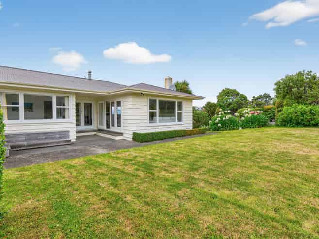 11 Singers Road, Korokoro