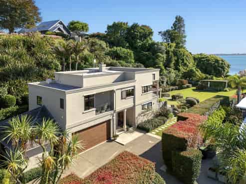 3 Grace Road, Avenues