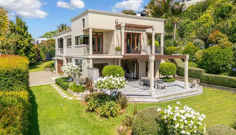 3 Grace Road, Avenues