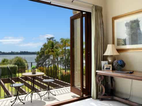 3 Grace Road, Avenues