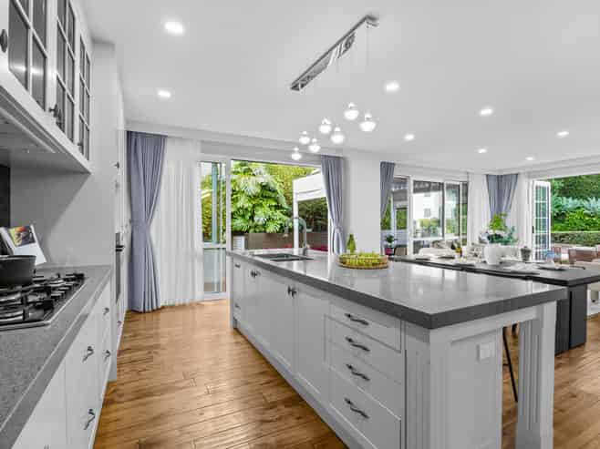 4B Hilton Close, Albany