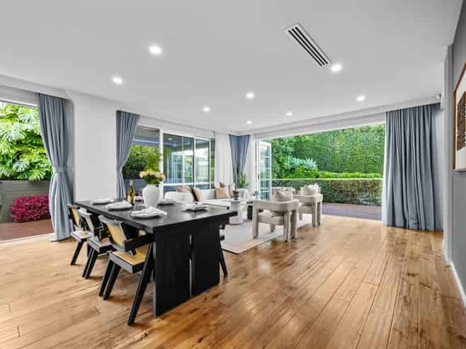 4B Hilton Close, Albany