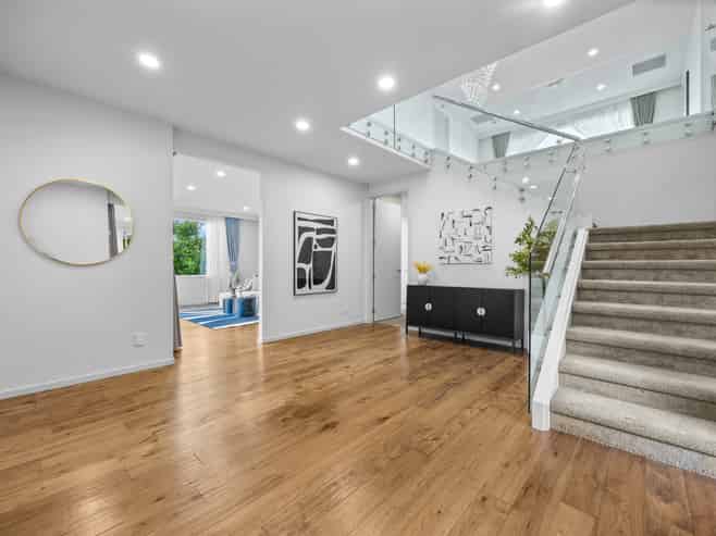 4B Hilton Close, Albany