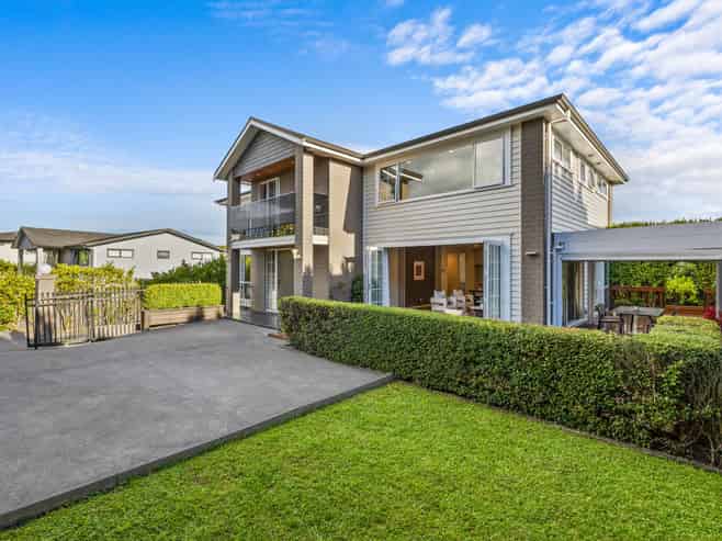 4B Hilton Close, Albany