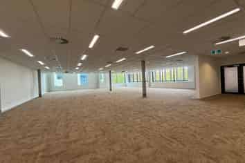 Top Quality Space in Great Location