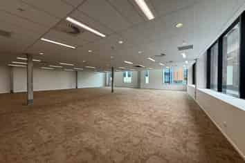 Top Quality Space in Great Location