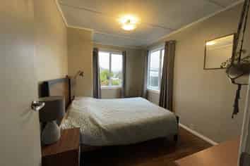 75 Clinkard Avenue, Glenholme