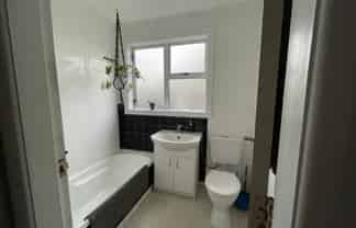 75 Clinkard Avenue, Glenholme