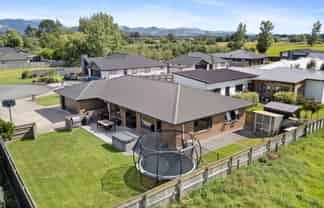 12 Molesworth Street, Carterton