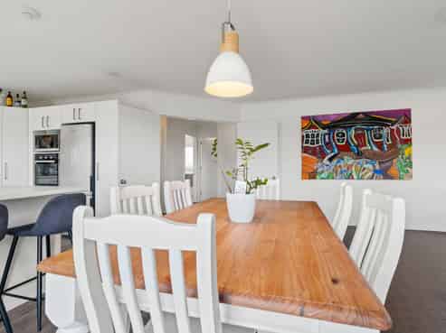 12 Molesworth Street, Carterton