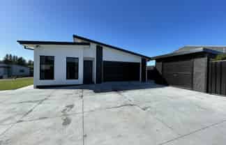 169 Whirinaki Road, Bay View