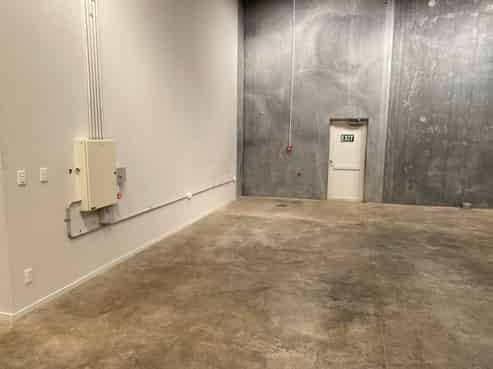 HIGH QUALITY TILT SLAB WAREHOUSE
