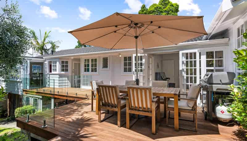 12 Puketitiro Street, Glen Eden