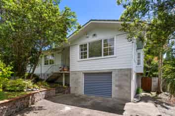 12 Puketitiro Street, Glen Eden