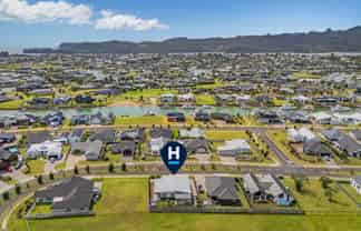 8 Onerere Drive, Whitianga